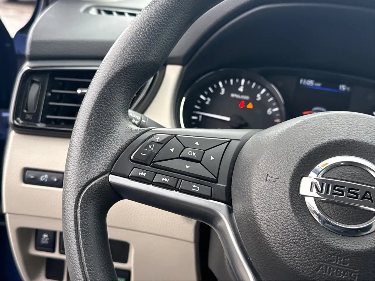 Nissan Qashqai снимка Nissan Qashqai