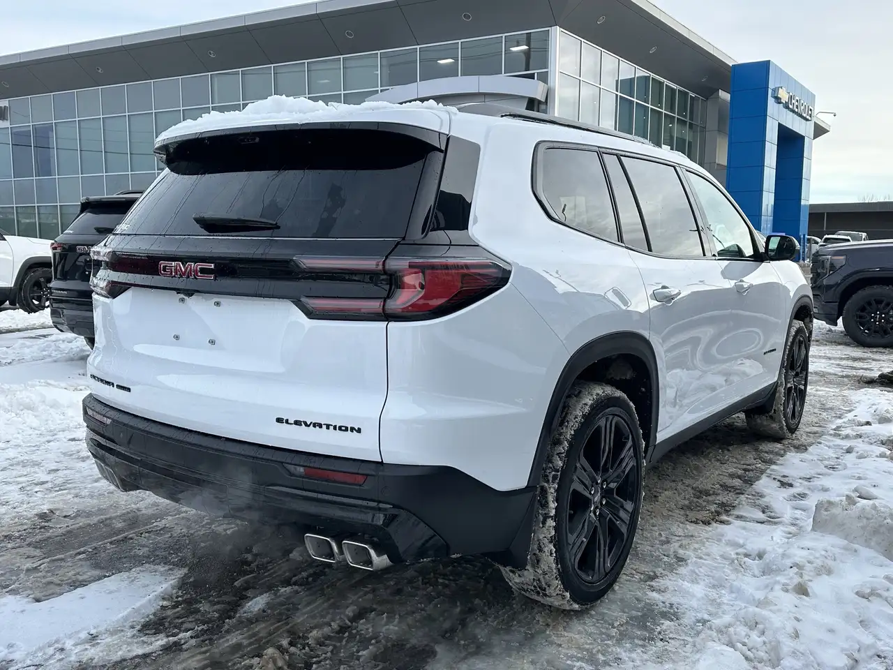 GMC Acadia снимка GMC Acadia