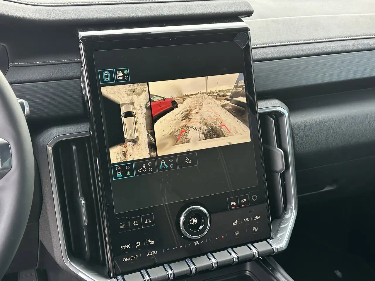 GMC Acadia снимка GMC Acadia