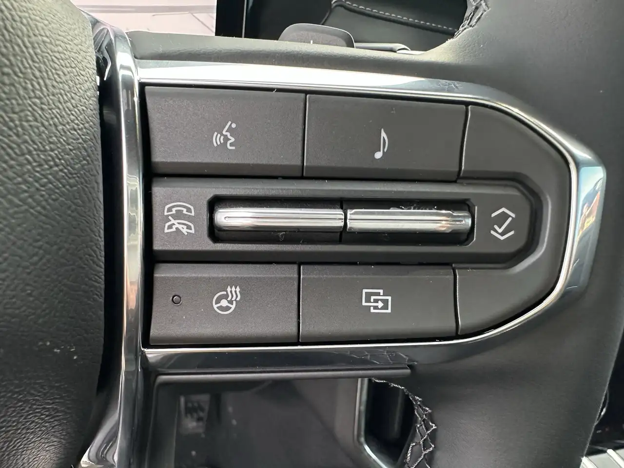 GMC Acadia снимка GMC Acadia