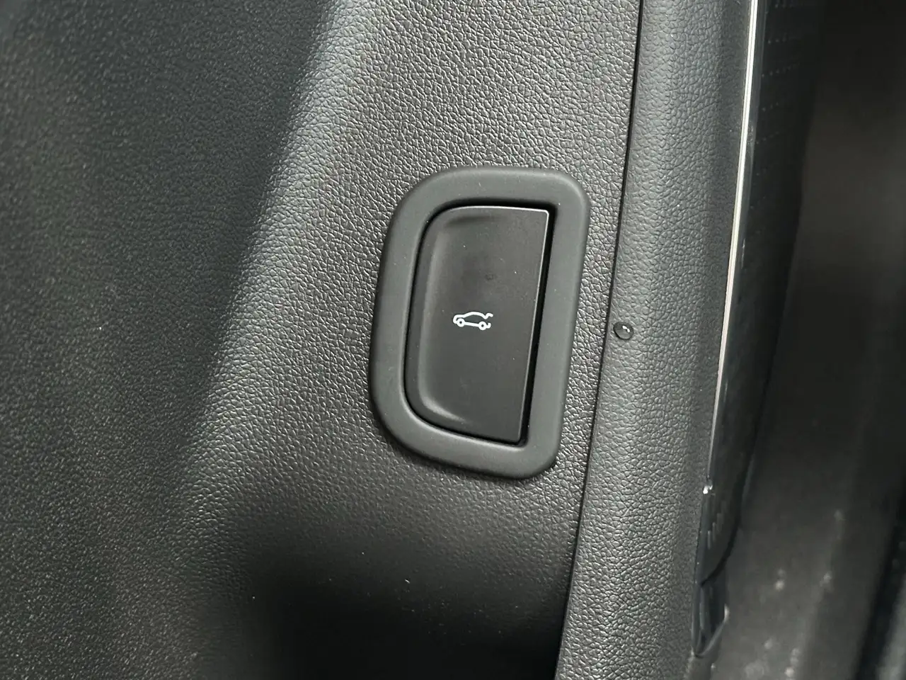 GMC Acadia снимка GMC Acadia