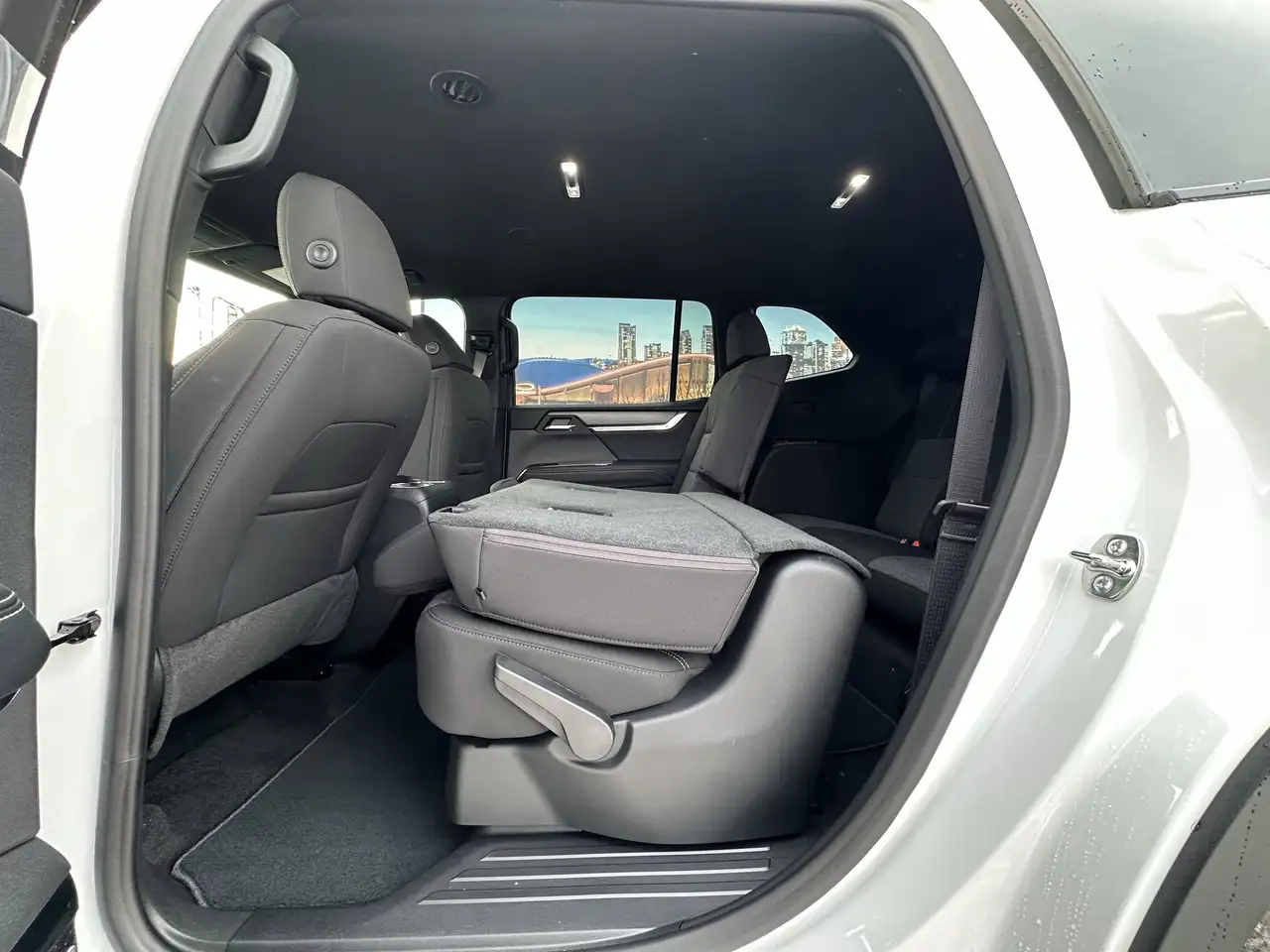 GMC Acadia снимка GMC Acadia