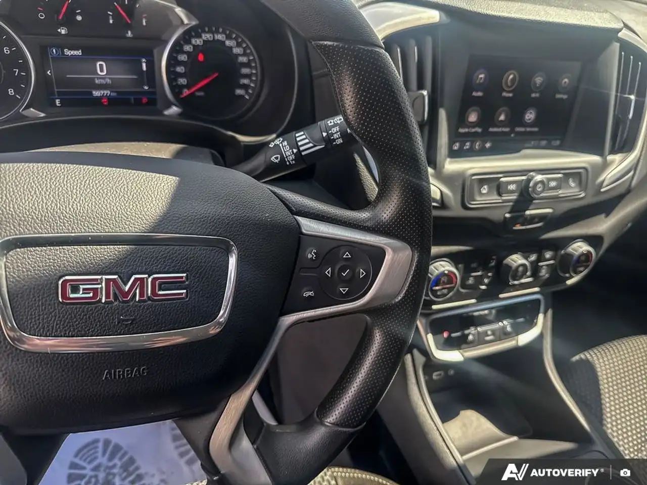 GMC Terrain снимка GMC Terrain