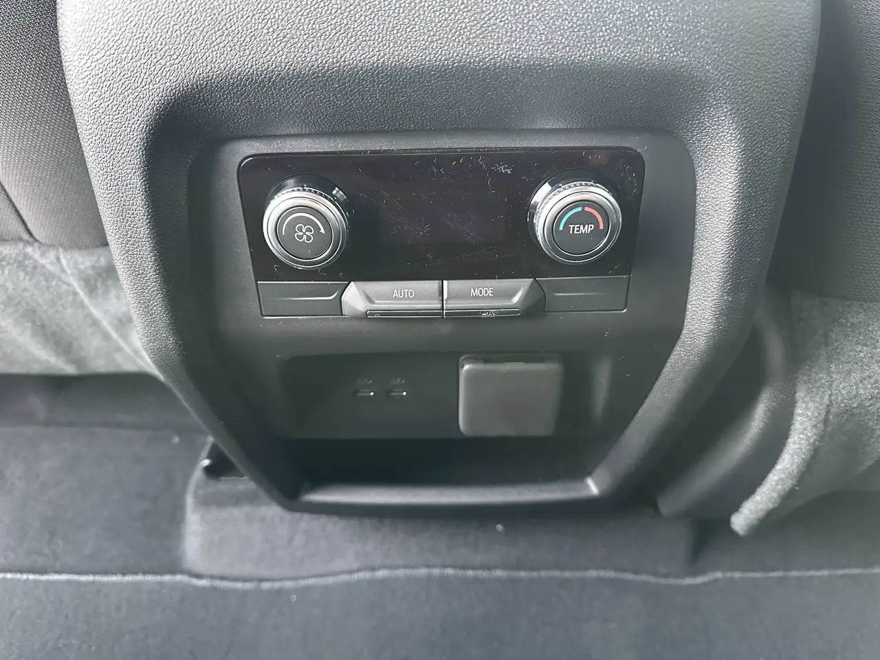 GMC Acadia снимка GMC Acadia