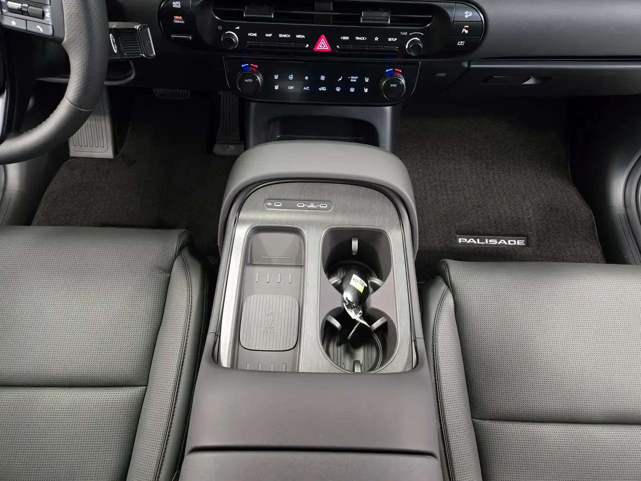 Hyundai PALISADE снимка Hyundai PALISADE