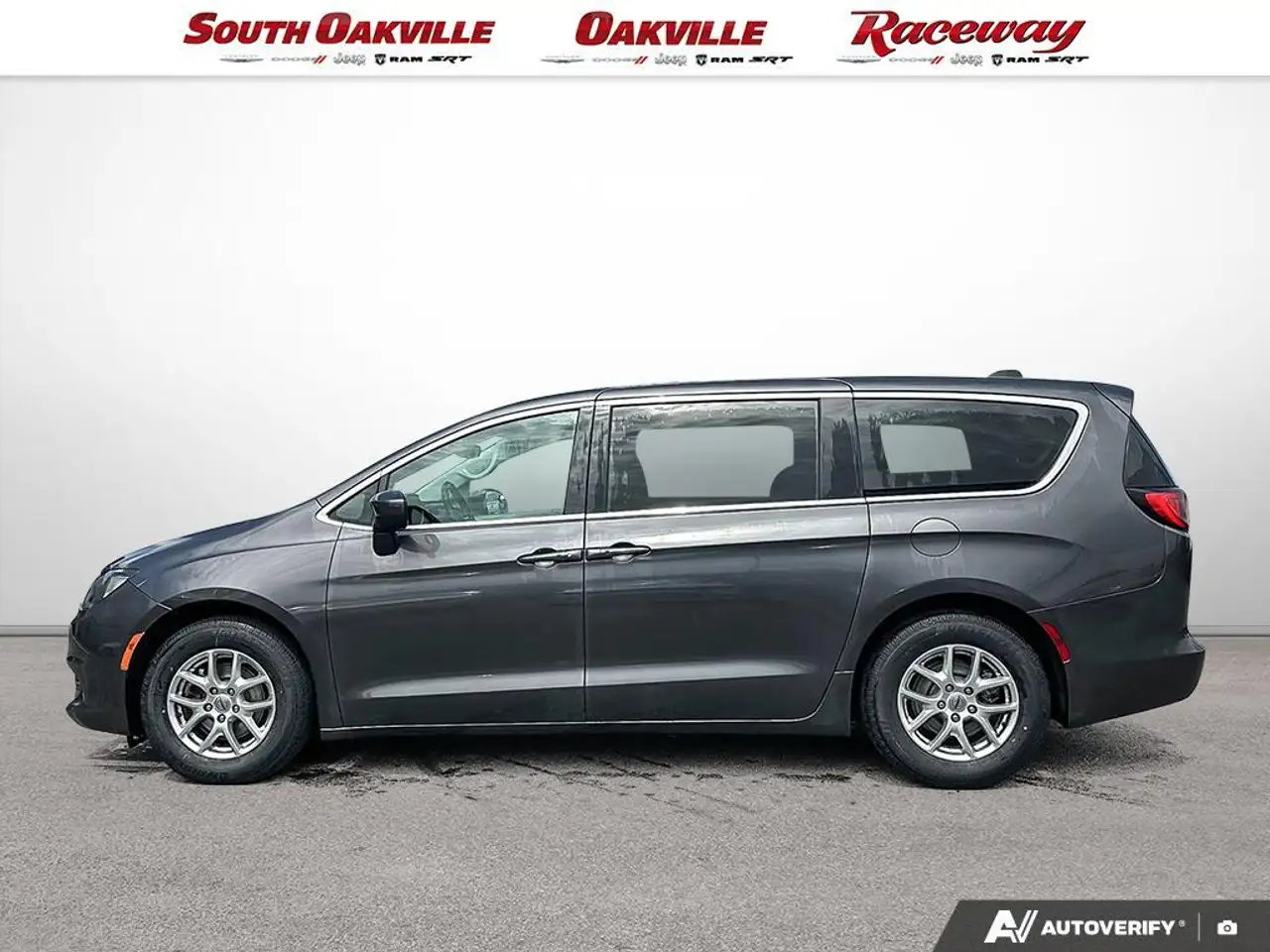 Chrysler Grand Caravan photo Chrysler Grand Caravan