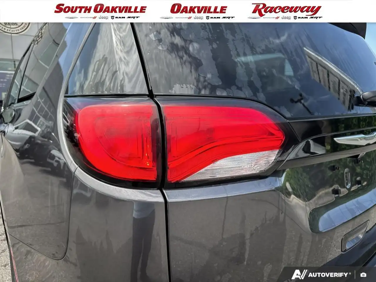 Chrysler Grand Caravan photo Chrysler Grand Caravan