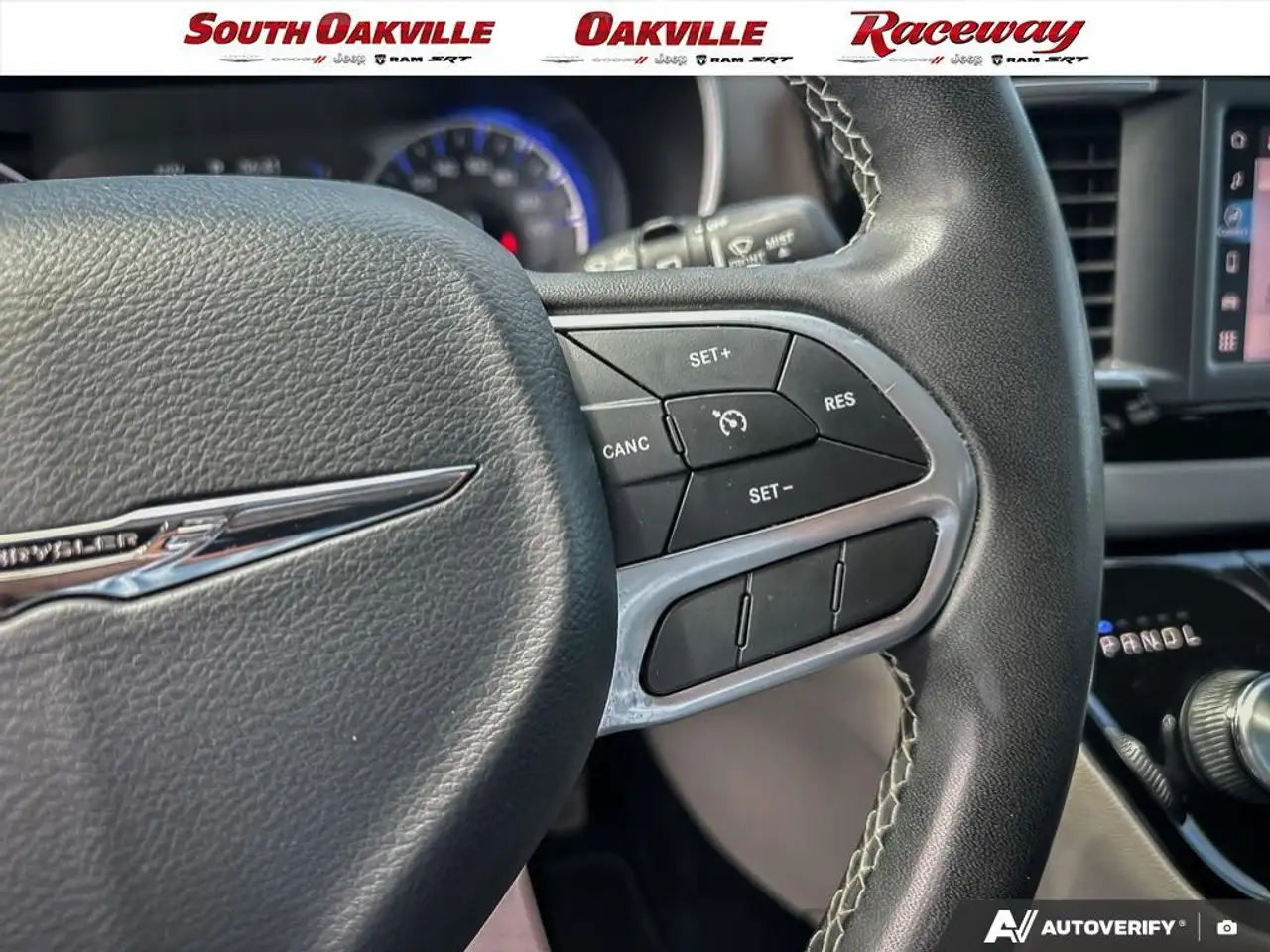 Chrysler Grand Caravan photo Chrysler Grand Caravan