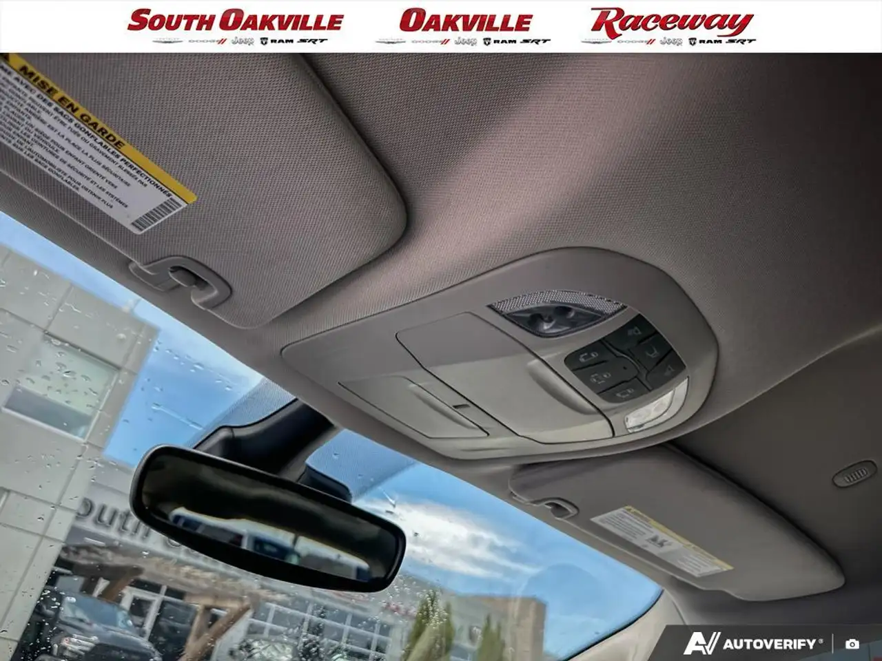 Chrysler Grand Caravan photo Chrysler Grand Caravan