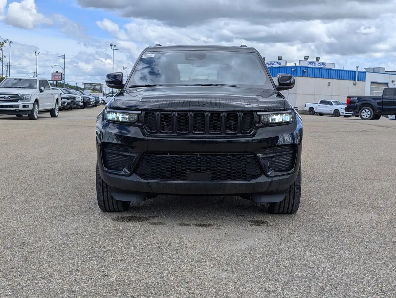 Jeep Grand Cherokee снимка Jeep Grand Cherokee