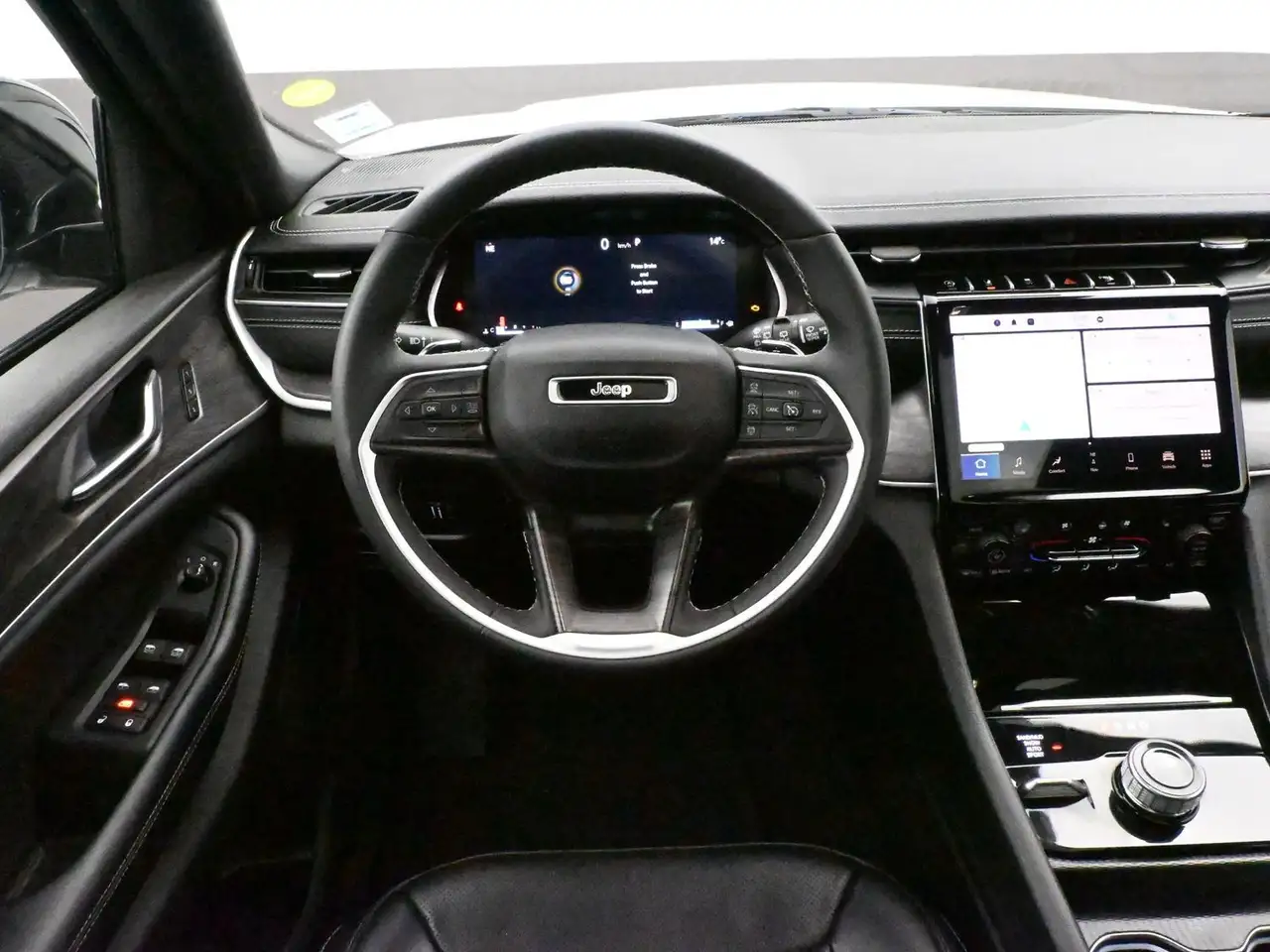 Jeep Grand Cherokee снимка Jeep Grand Cherokee