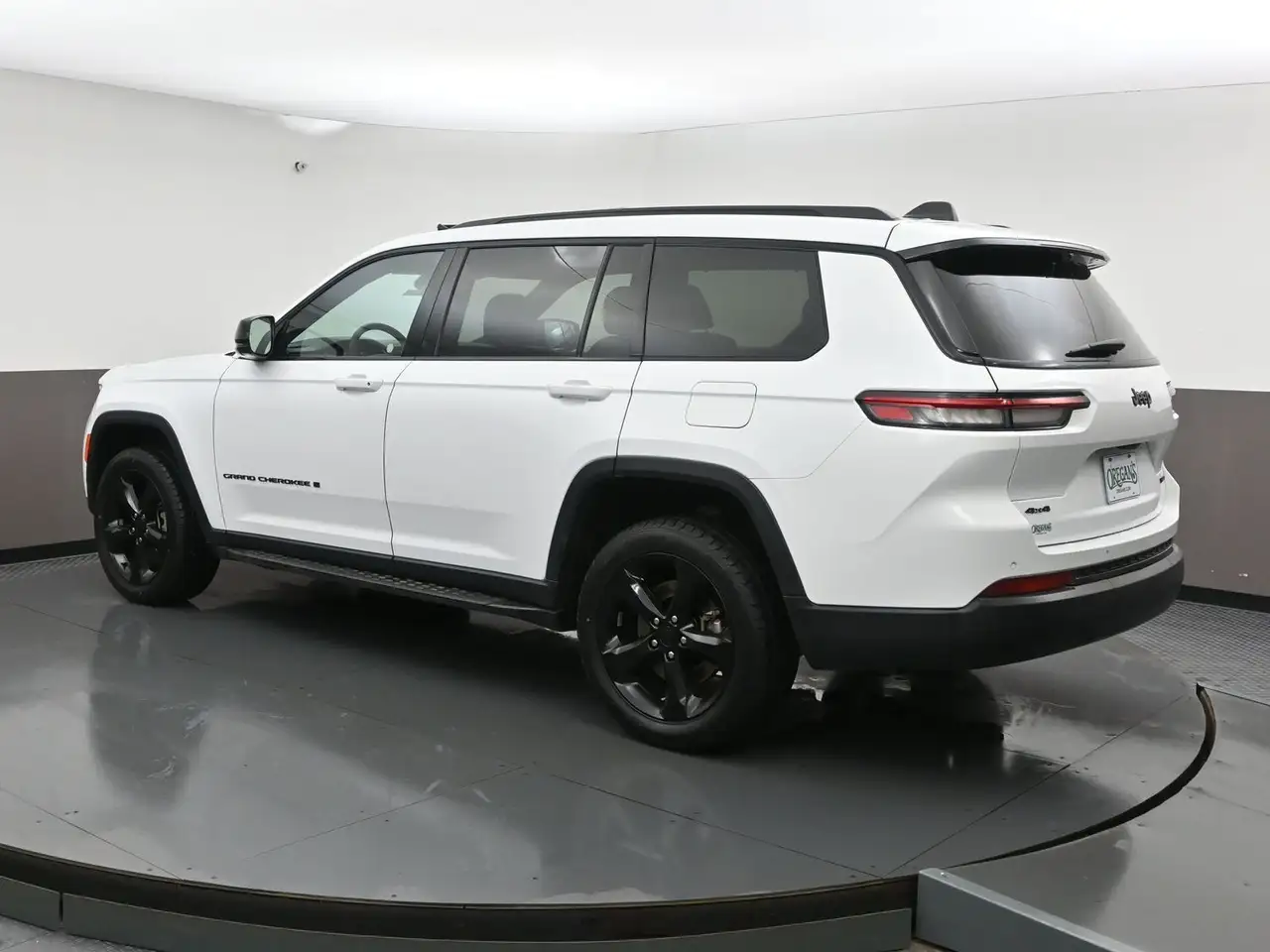 Jeep Grand Cherokee снимка Jeep Grand Cherokee