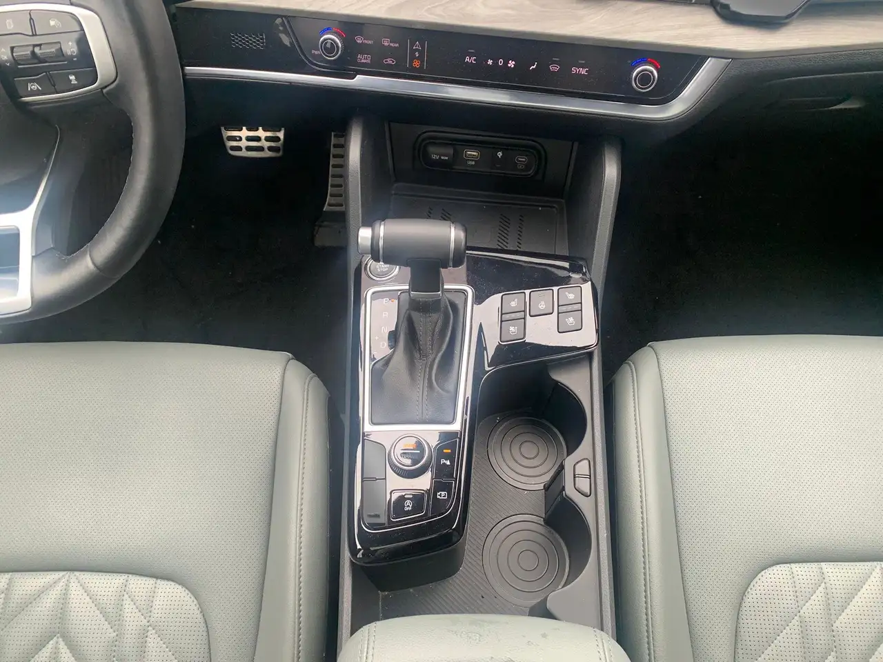 Kia Sportage снимка Kia Sportage