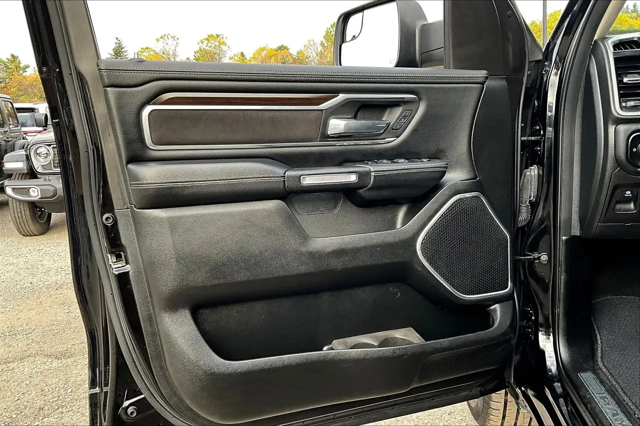 RAM 1500 photo RAM 1500