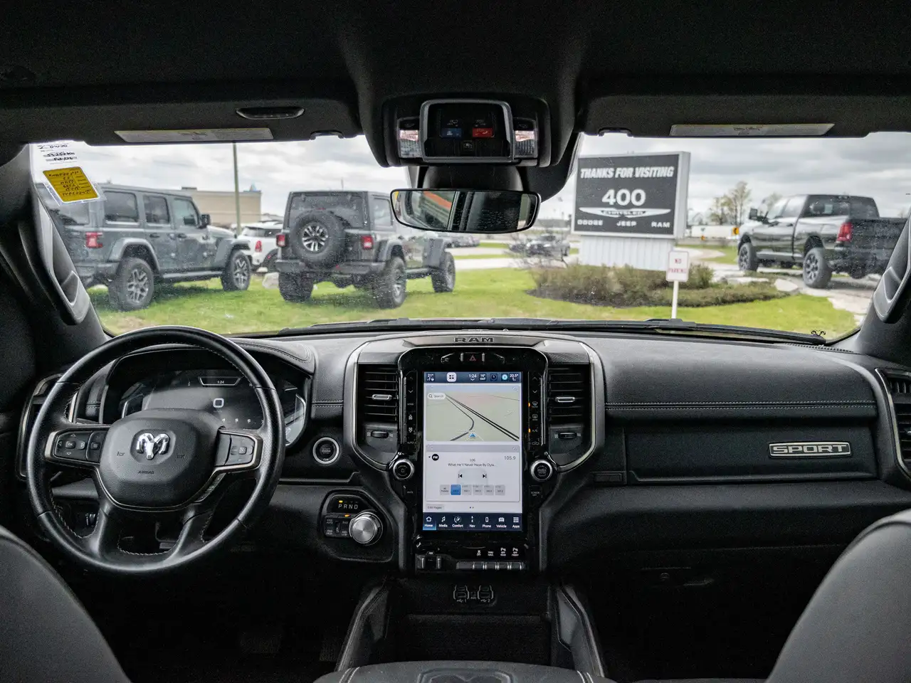 RAM 1500 снимка RAM 1500