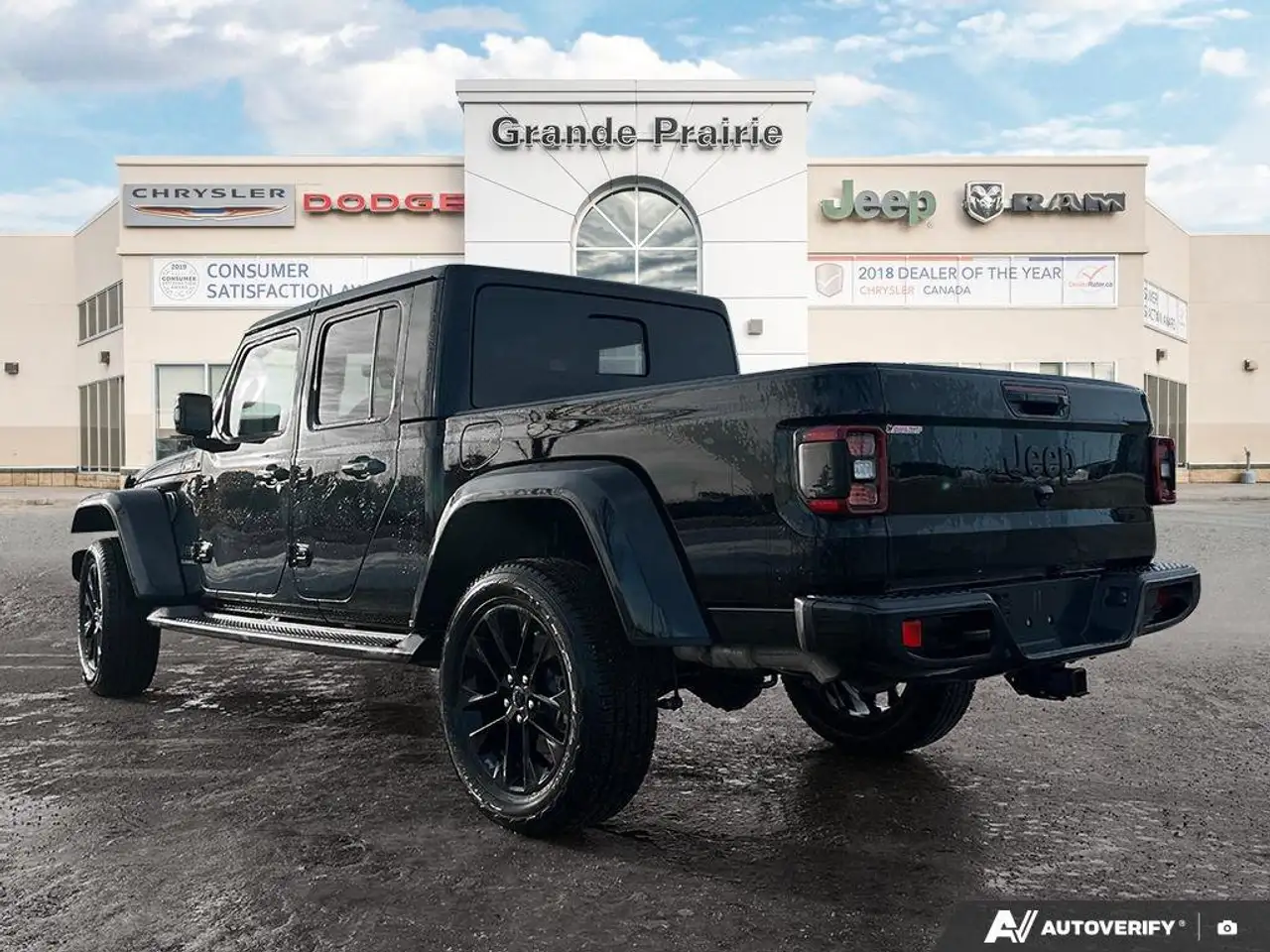 Jeep Gladiator снимка Jeep Gladiator