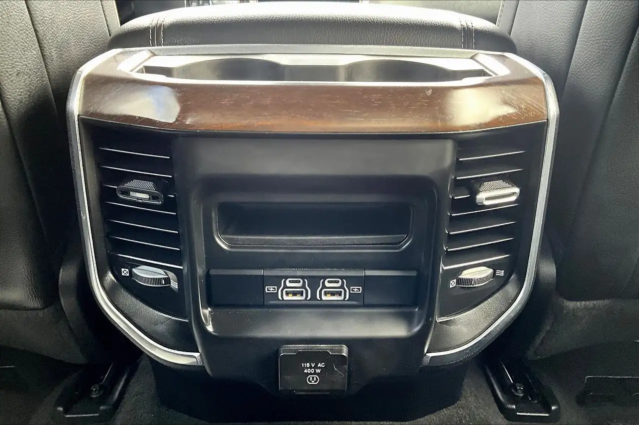 RAM 1500 photo RAM 1500