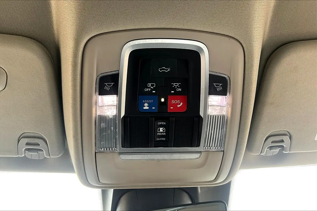 RAM 1500 photo RAM 1500