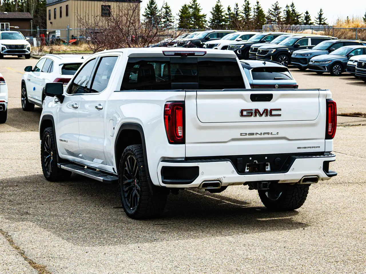 GMC Sierra 1500 снимка GMC Sierra 1500