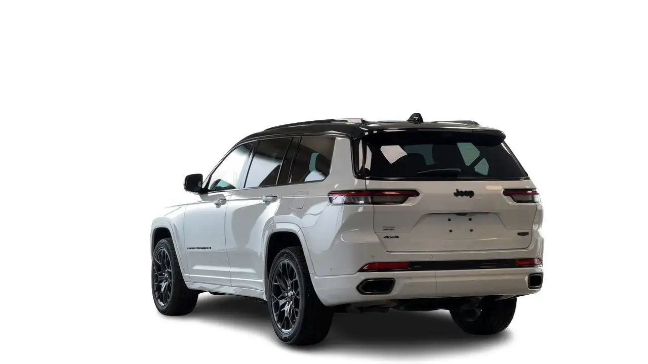 Jeep Grand Cherokee снимка Jeep Grand Cherokee