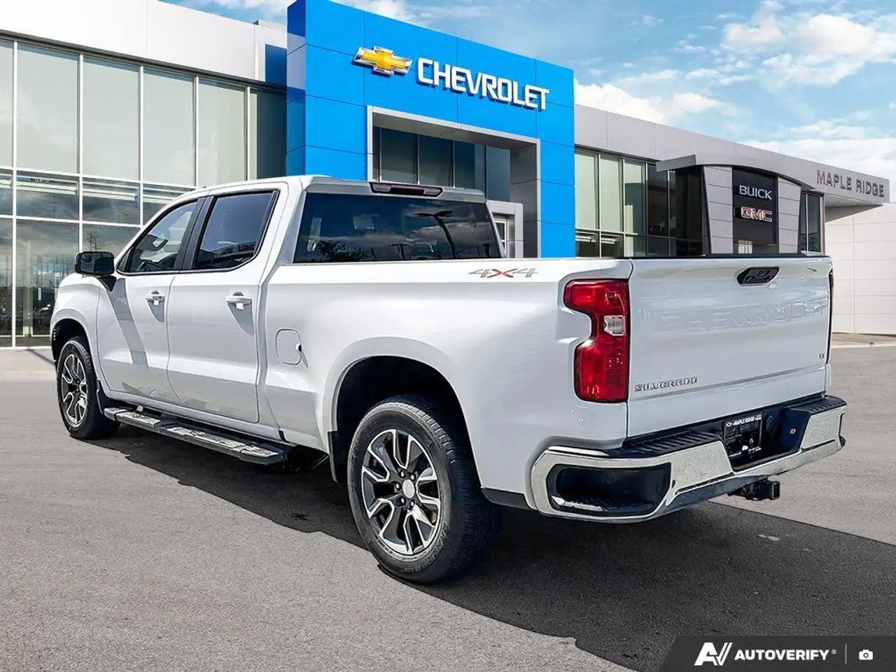 Chevrolet Silverado 1500 снимка Chevrolet Silverado 1500
