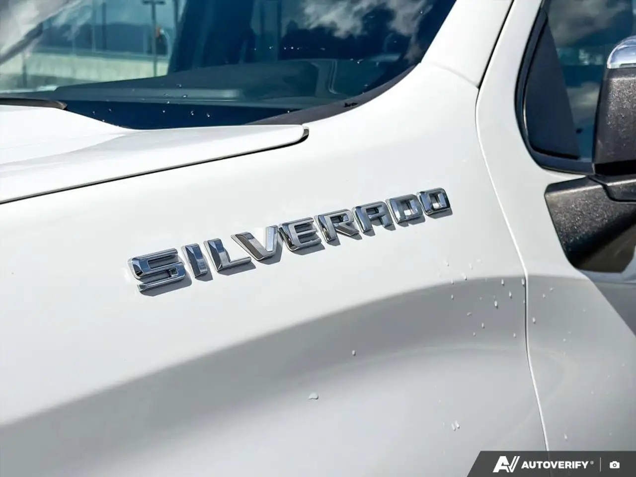 Chevrolet Silverado 1500 снимка Chevrolet Silverado 1500