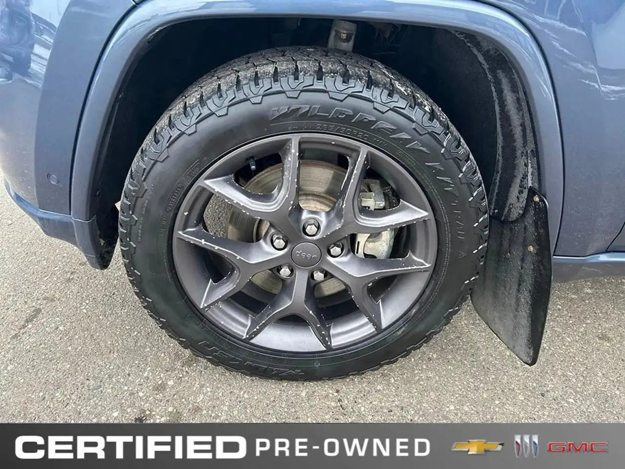 Jeep Grand Cherokee снимка Jeep Grand Cherokee