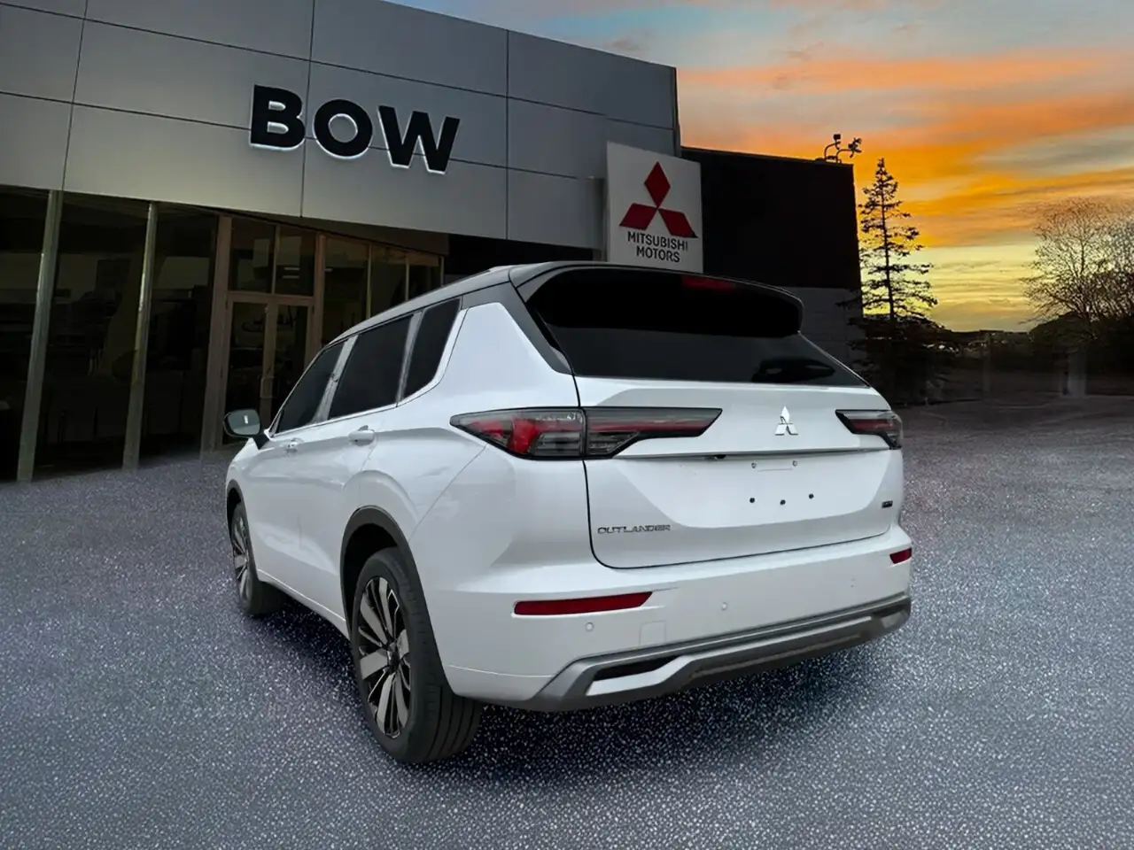 Mitsubishi Outlander photo Mitsubishi Outlander