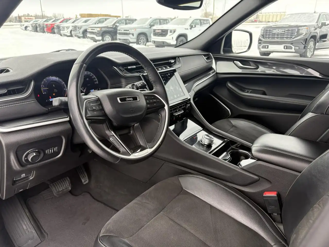 Jeep Grand Cherokee снимка Jeep Grand Cherokee