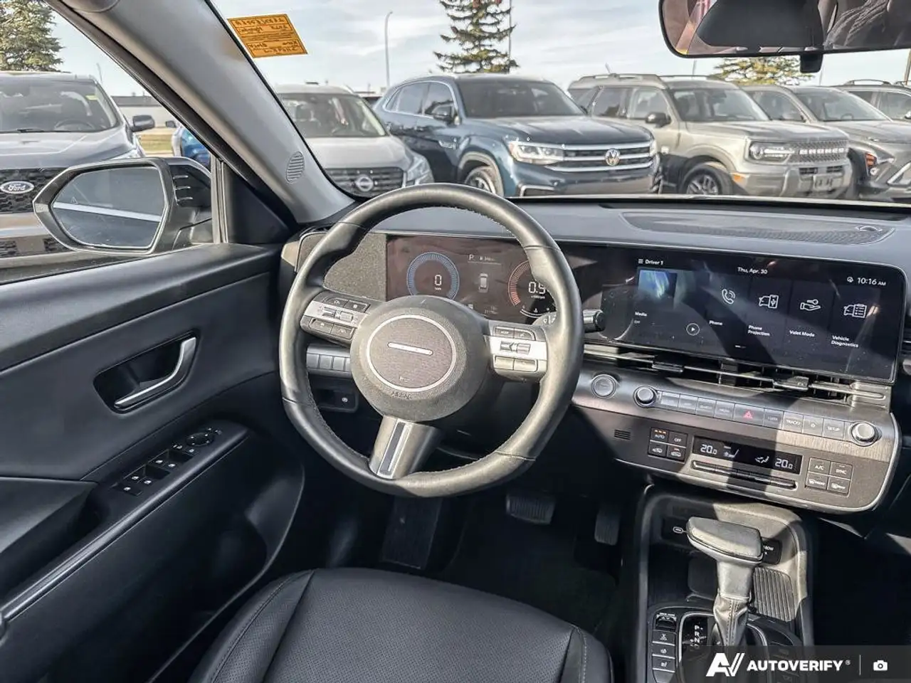 Hyundai KONA снимка Hyundai KONA