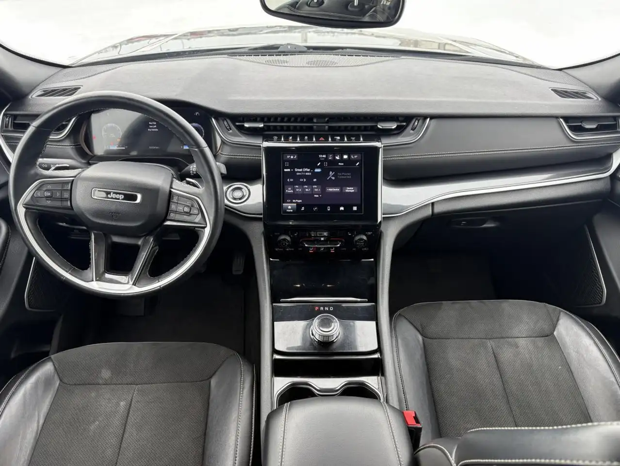 Jeep Grand Cherokee снимка Jeep Grand Cherokee