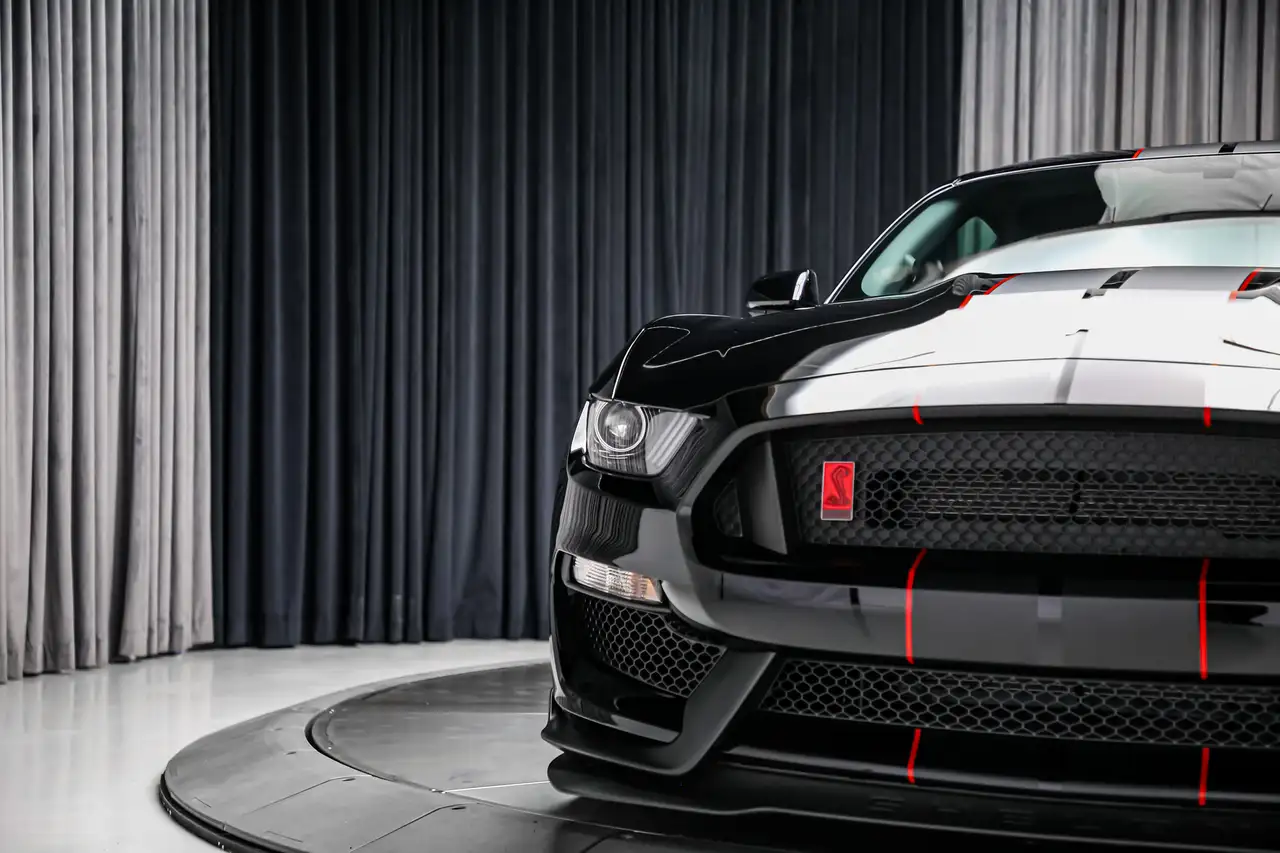 Ford Mustang снимка Ford Mustang