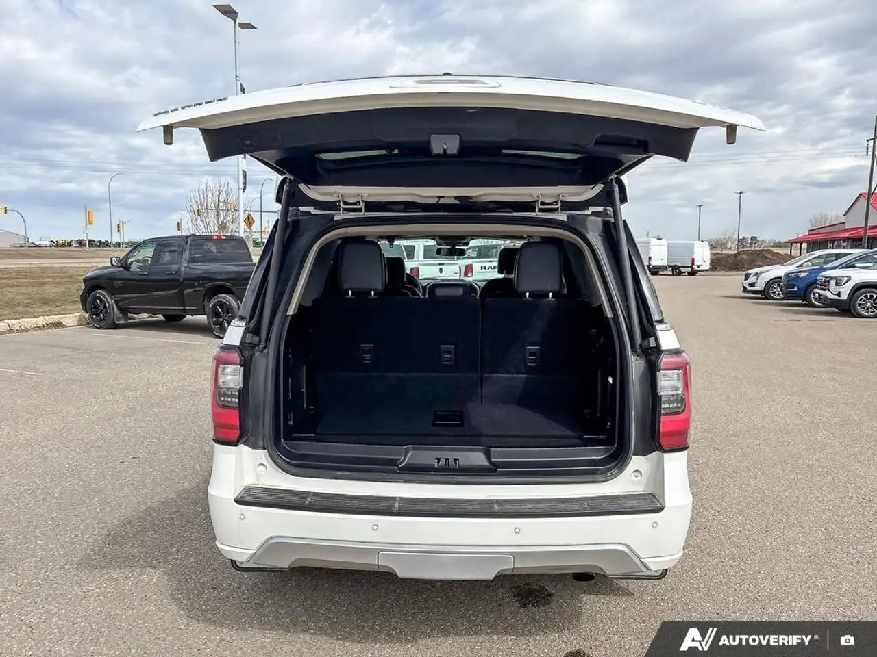 Ford Expedition photo Ford Expedition