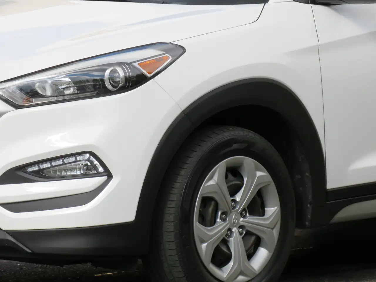 Hyundai TUCSON снимка Hyundai TUCSON