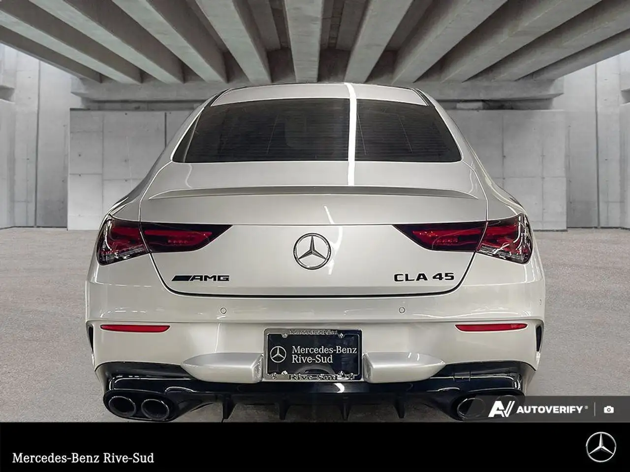 Mercedes-Benz CLA снимка Mercedes-Benz CLA