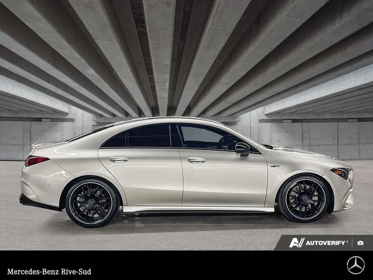 Mercedes-Benz CLA снимка Mercedes-Benz CLA