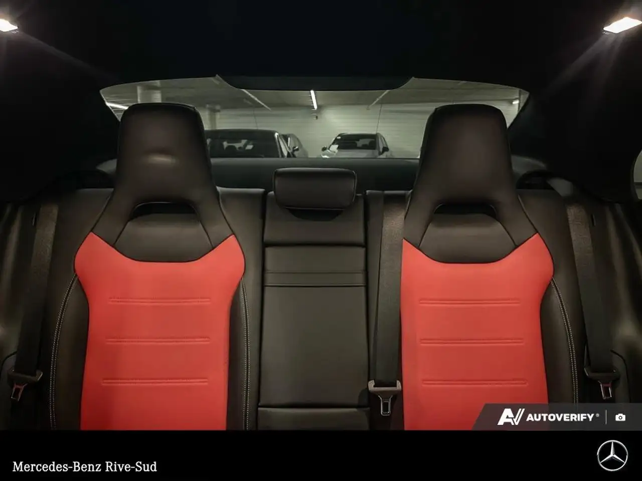 Mercedes-Benz CLA снимка Mercedes-Benz CLA