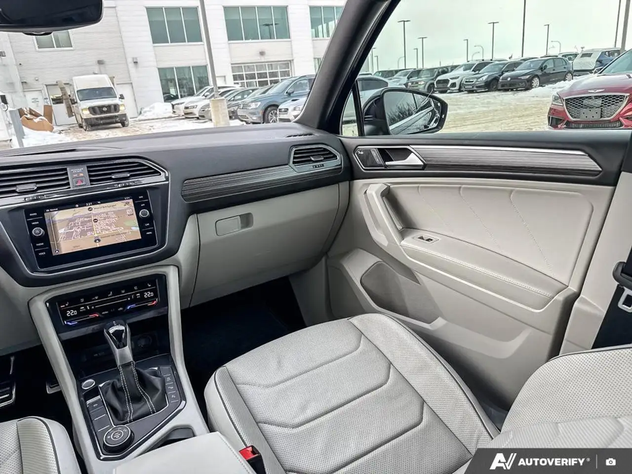 Volkswagen Tiguan снимка Volkswagen Tiguan