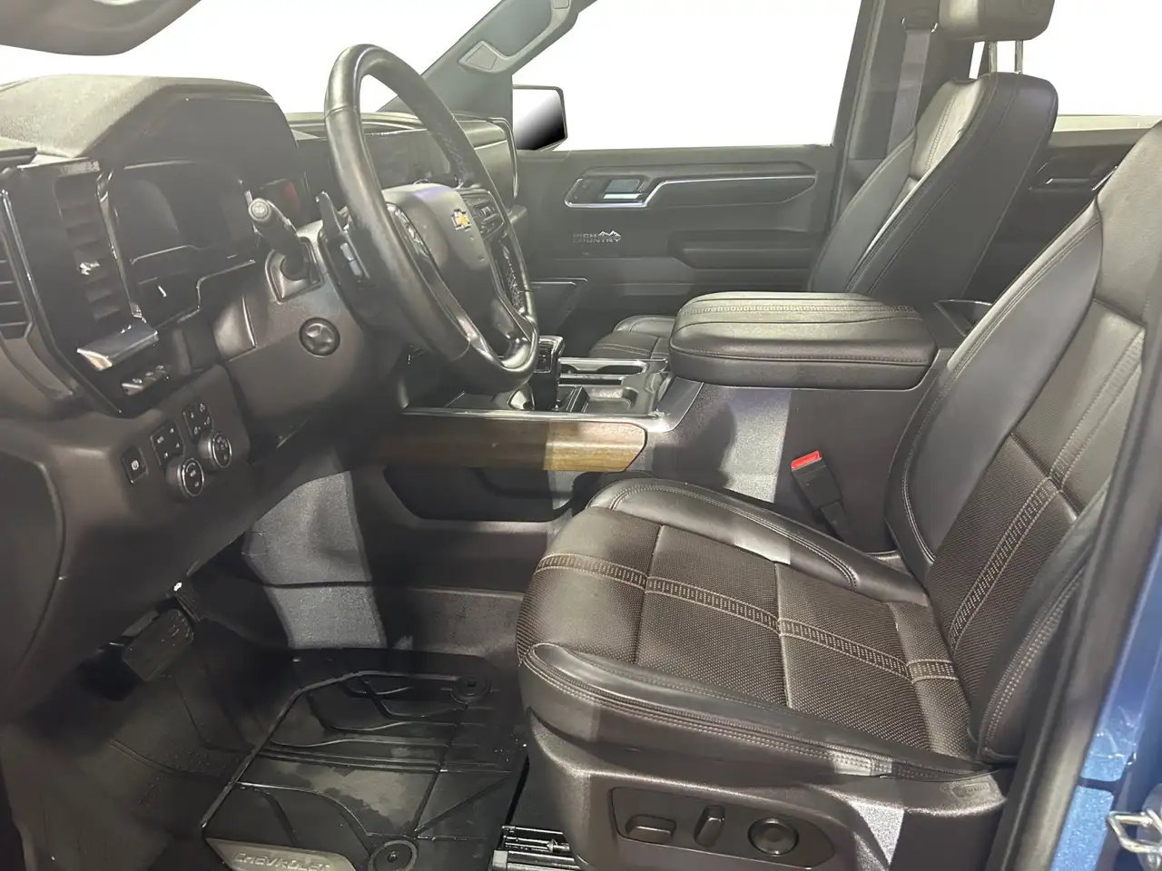 Chevrolet Silverado 1500 снимка Chevrolet Silverado 1500