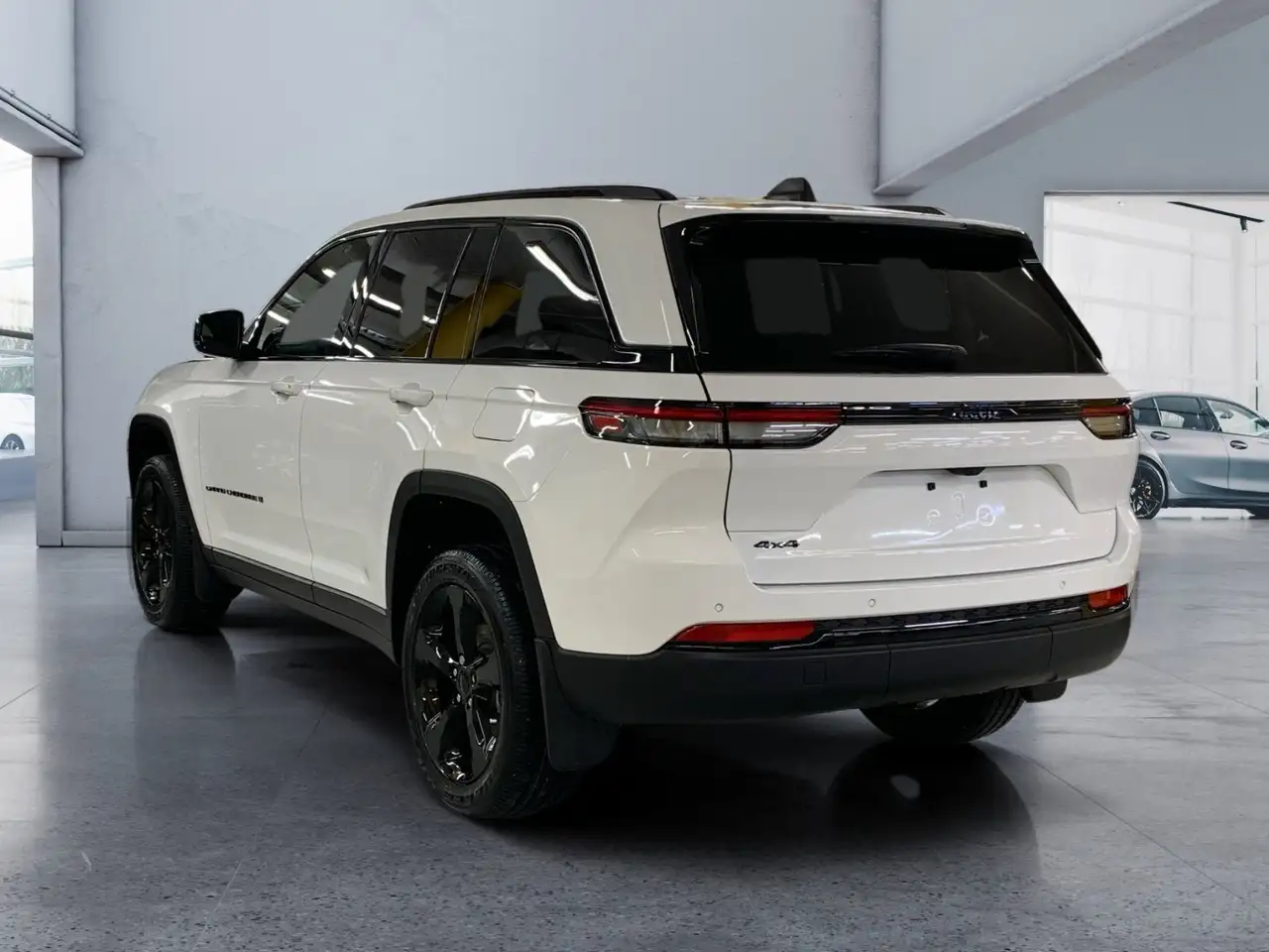Jeep Grand Cherokee снимка Jeep Grand Cherokee