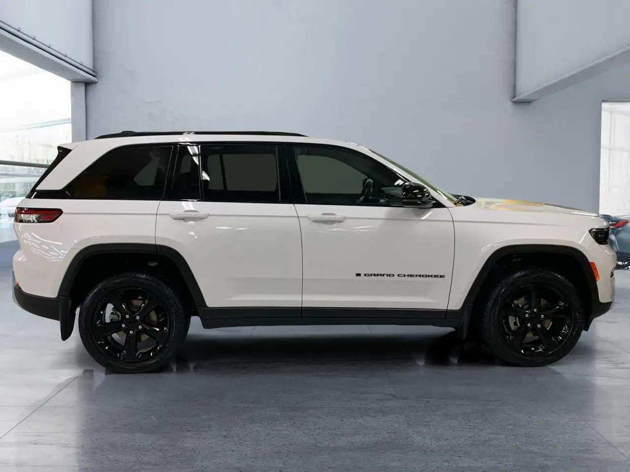 Jeep Grand Cherokee снимка Jeep Grand Cherokee