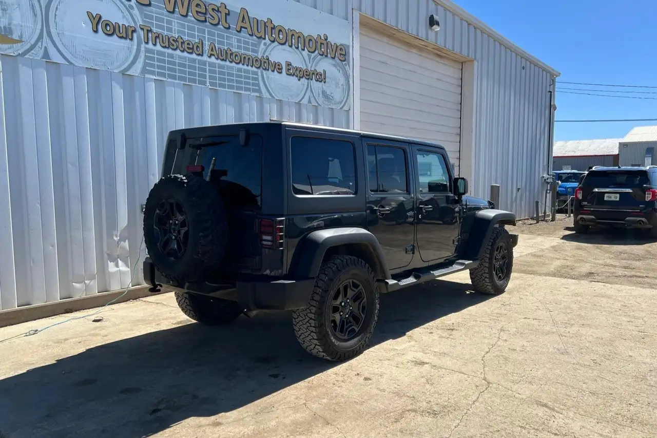 Jeep Wrangler photo Jeep Wrangler