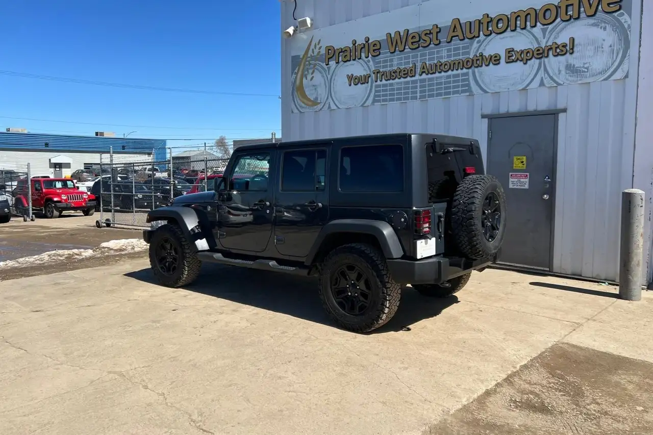 Jeep Wrangler photo Jeep Wrangler