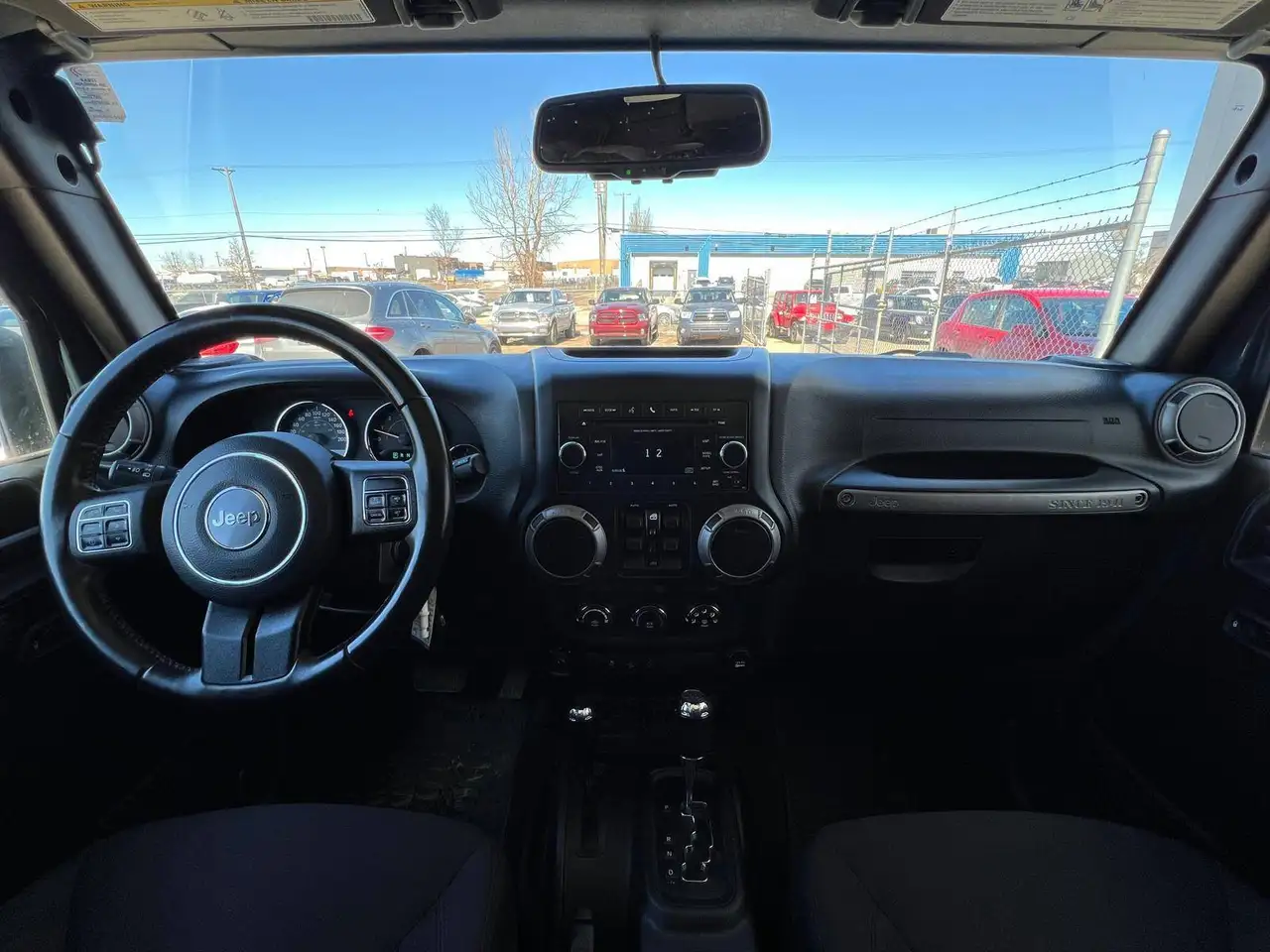 Jeep Wrangler photo Jeep Wrangler