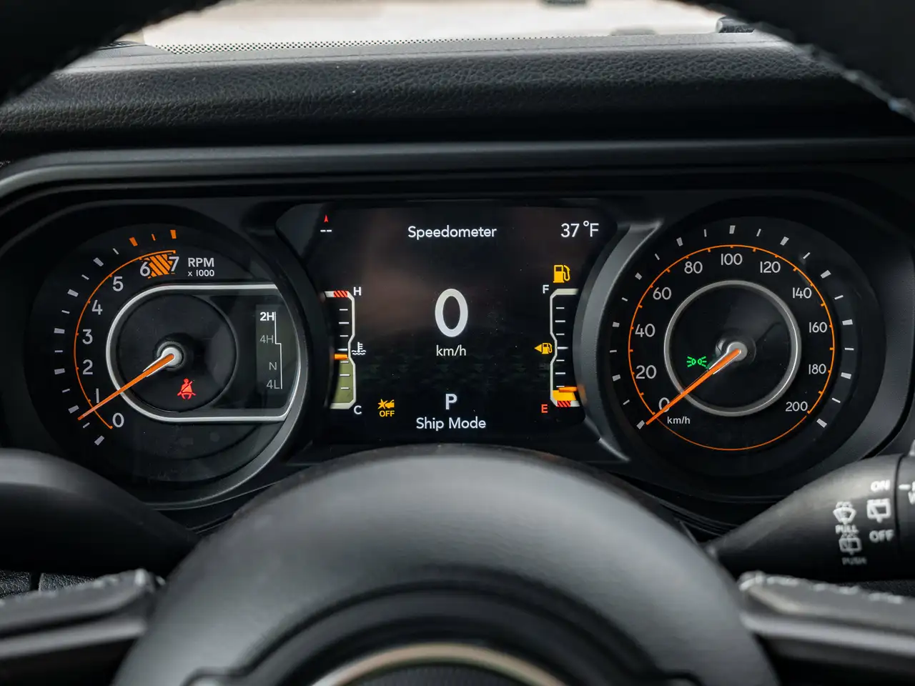 Jeep Wrangler photo Jeep Wrangler