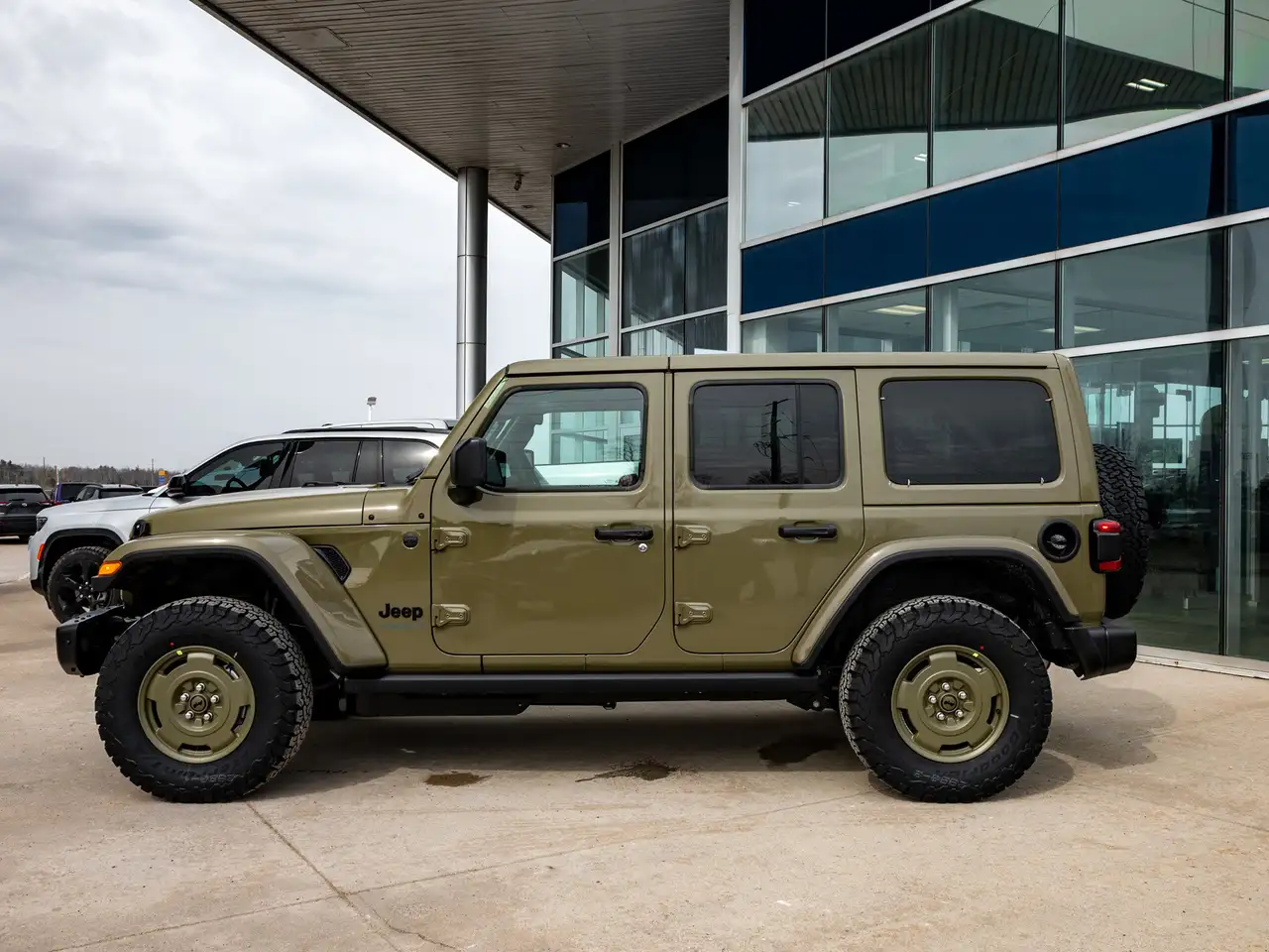 Jeep Wrangler photo Jeep Wrangler