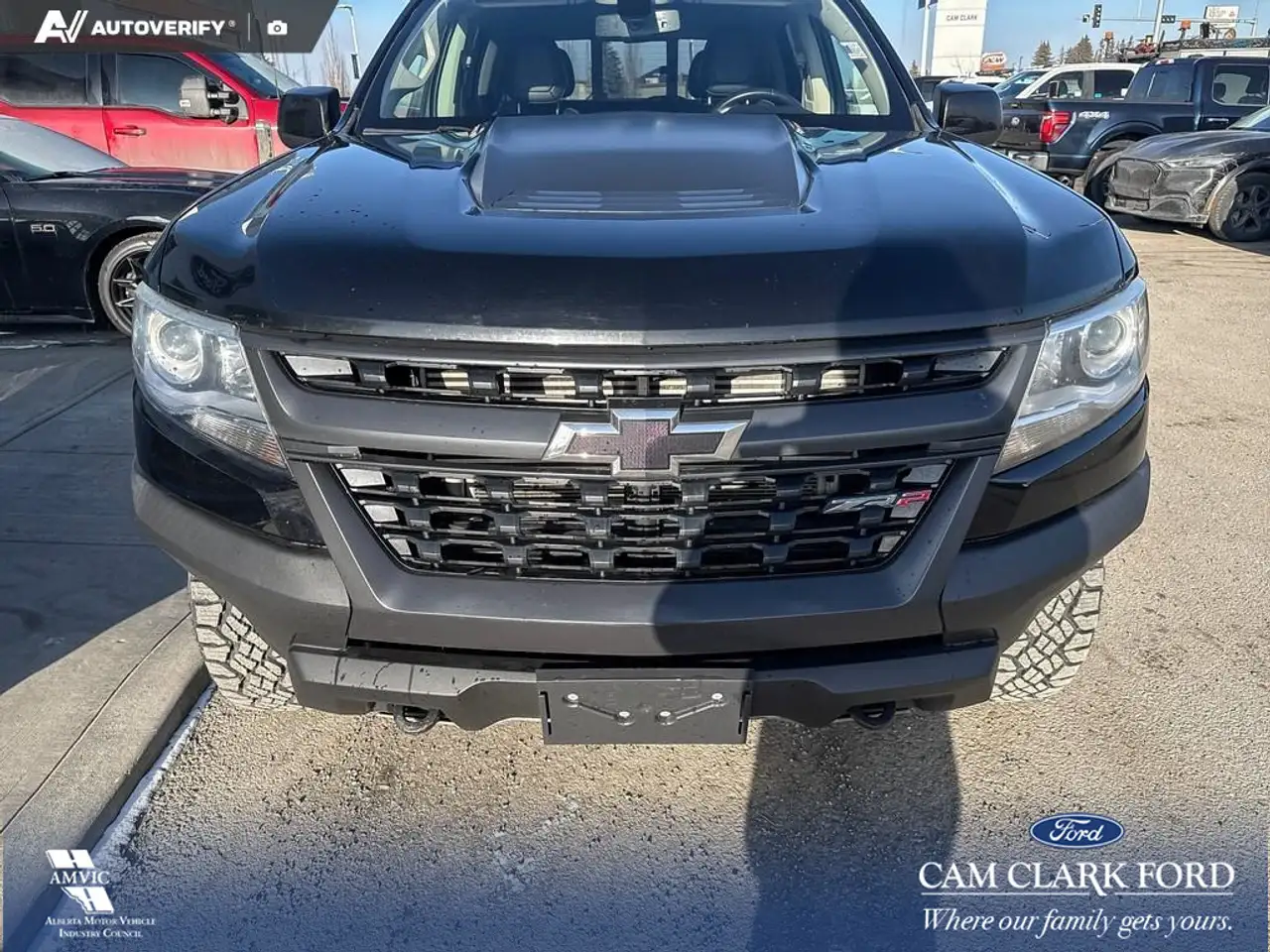 Chevrolet Colorado снимка Chevrolet Colorado