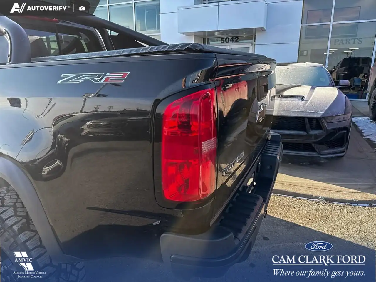 Chevrolet Colorado снимка Chevrolet Colorado