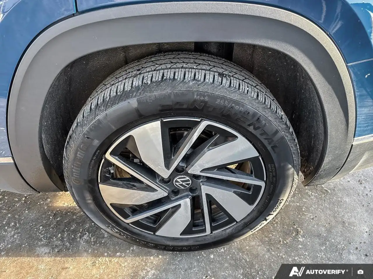 Volkswagen Atlas снимка Volkswagen Atlas