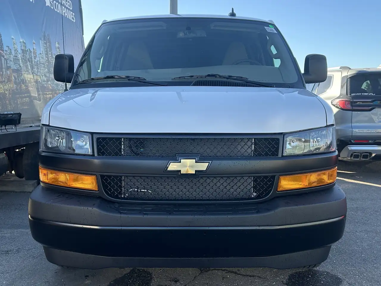 Chevrolet Express 3500 снимка Chevrolet Express 3500
